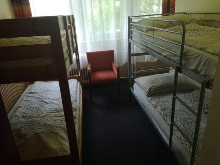 Fenyves Panzio Bed & Breakfast Siofok Luaran gambar
